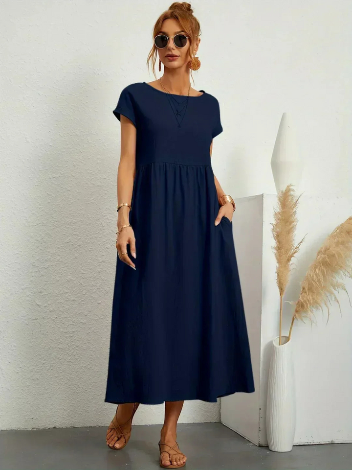 Jenna – Elegancka sukienka z okrągłym dekoltem 