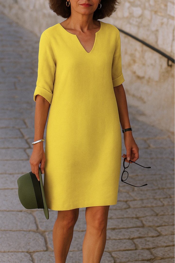 Lea – Elegancka sukienka z dekoltem w serek 