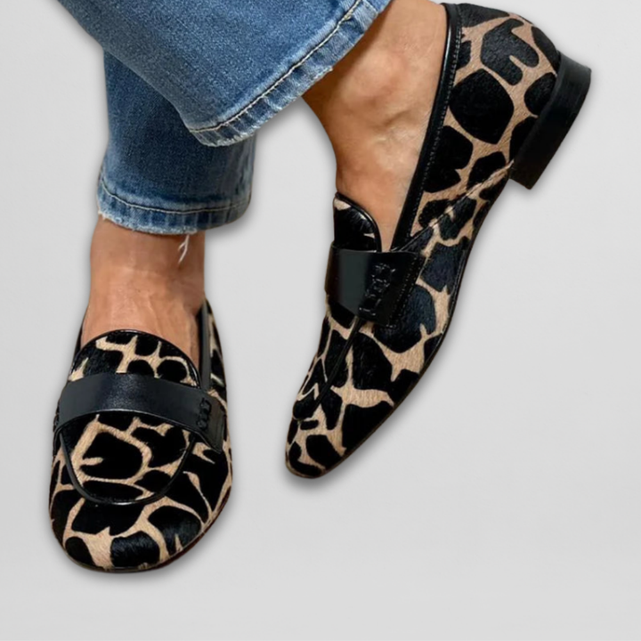 Mocassim de leopardo com estampado animal