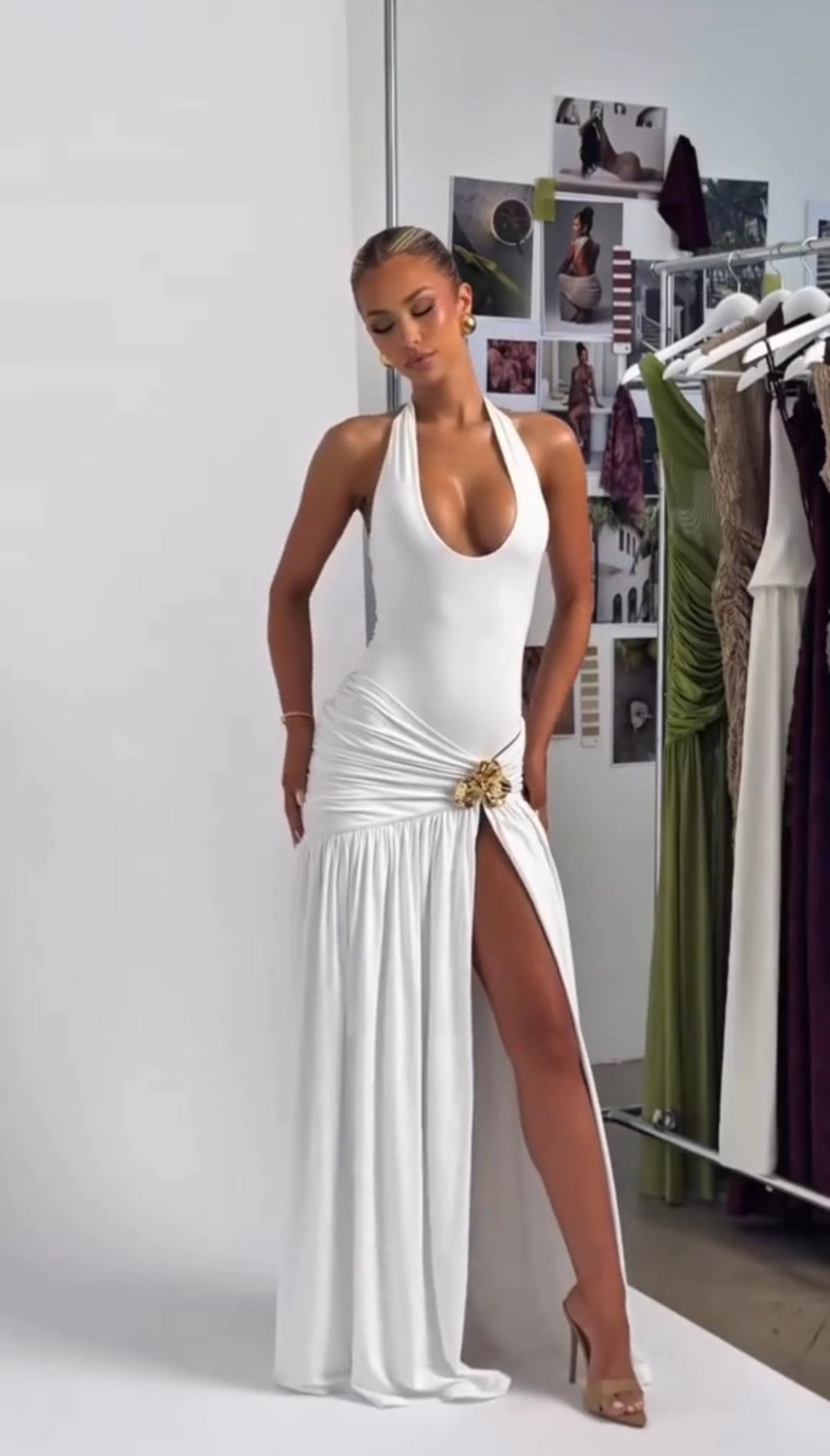 Michelle - Elegancka sukienka z rozcięciem 