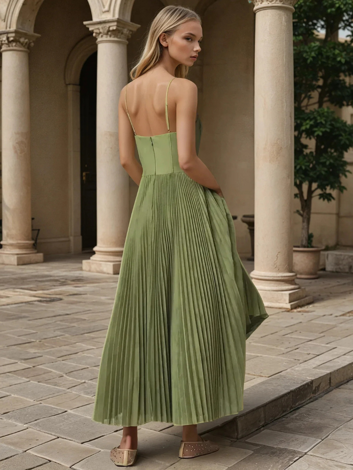 Edith – Elegancka plisowana sukienka 