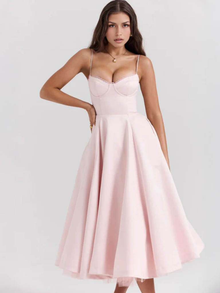ELEGANCKA SUKIENKA NA BALU