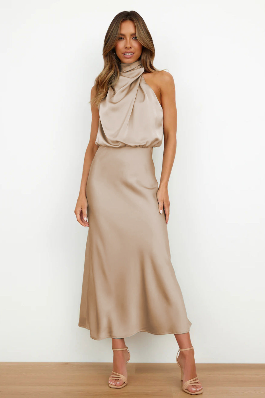 Simona – Vestido Elegante e Luxuoso 